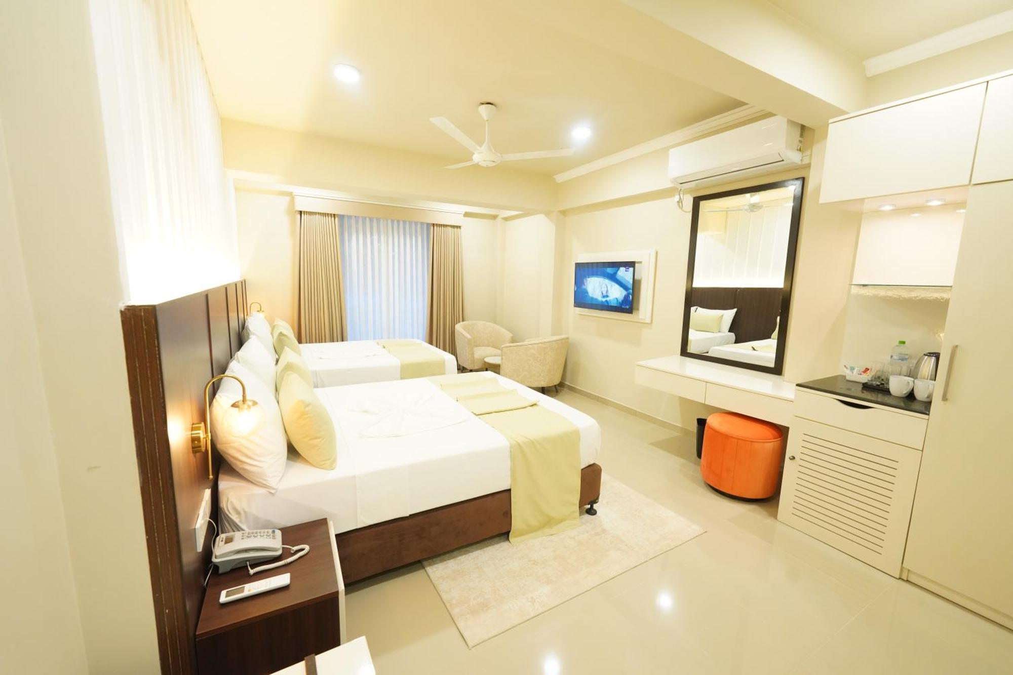 Hotel Grand Amanee Ratnapura Εξωτερικό φωτογραφία