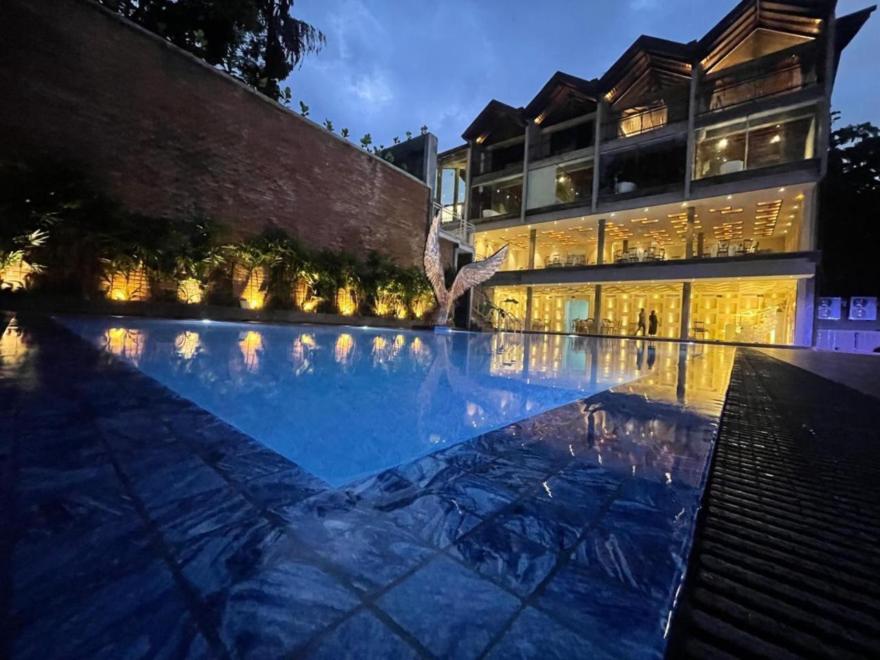 Hotel Grand Amanee Ratnapura Εξωτερικό φωτογραφία